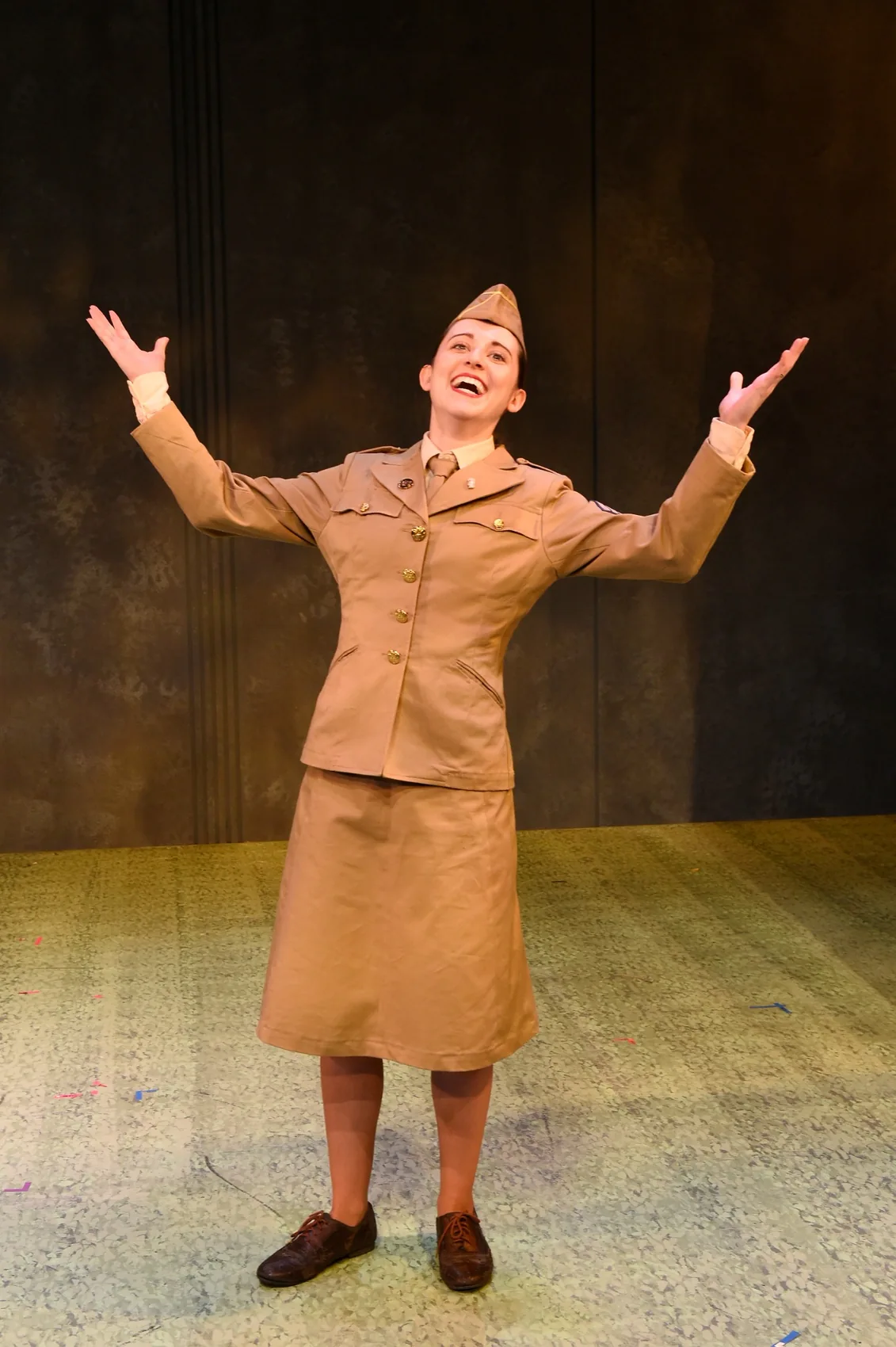 Linds Esch in Weekend Warriors as Jessie